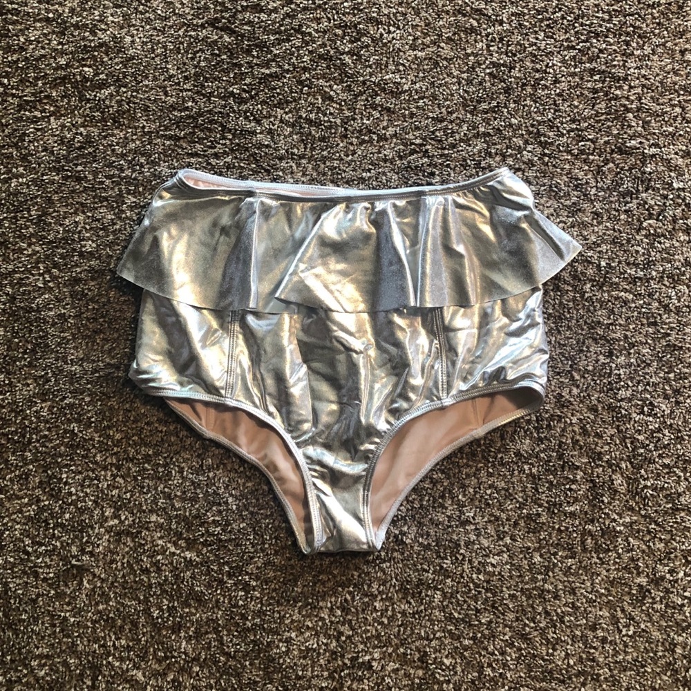 metallic high waisted peplum kortni jeane bottom